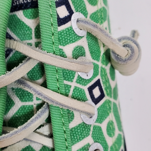 SOLD Sperry slip-on sneakers - Picture 8 of 11